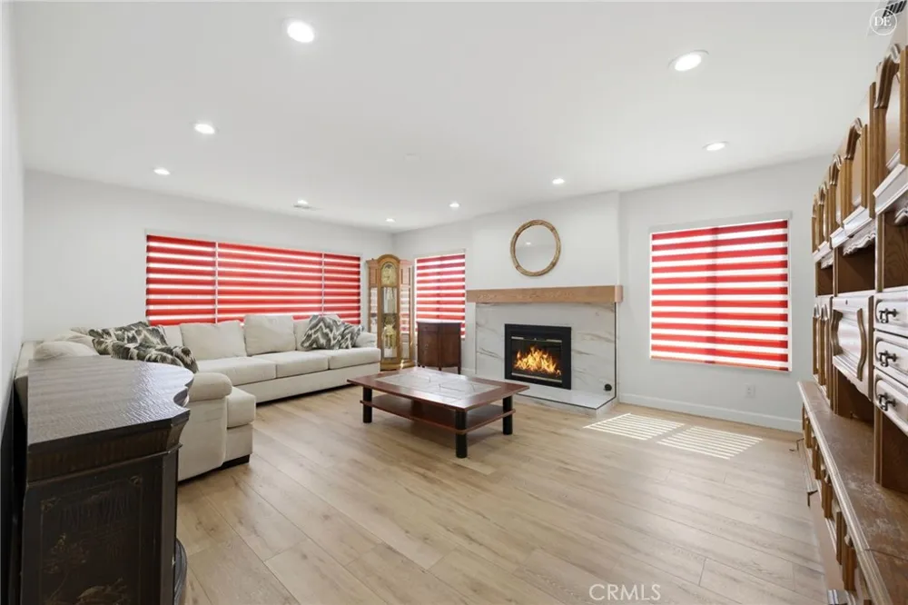 1130 W 186th Gardena, CA 90248