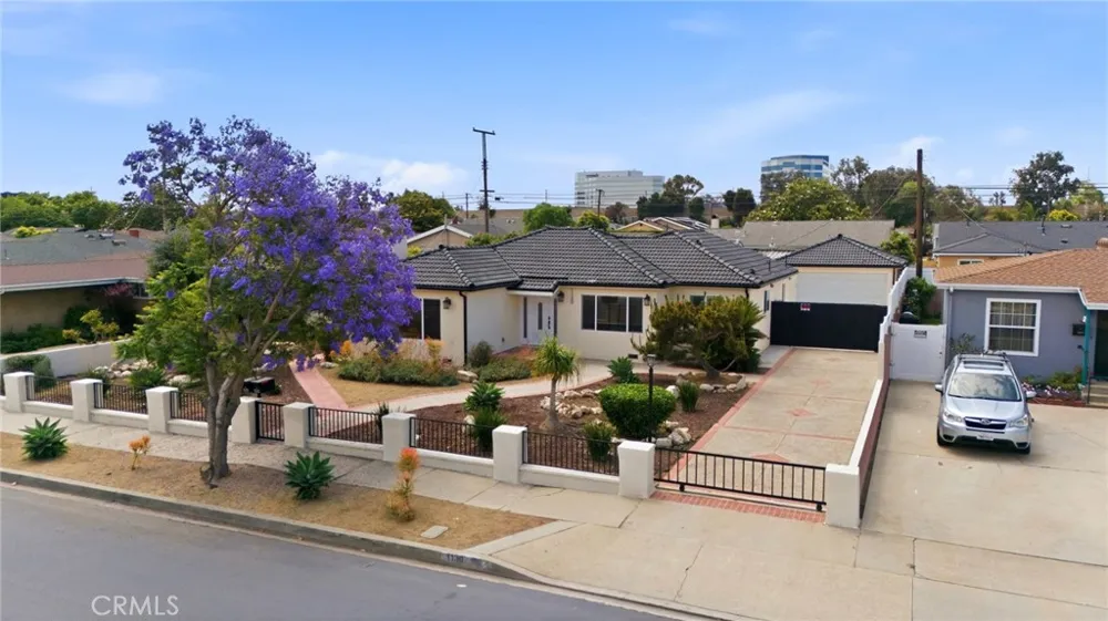 1130 W 186th Gardena, CA 90248