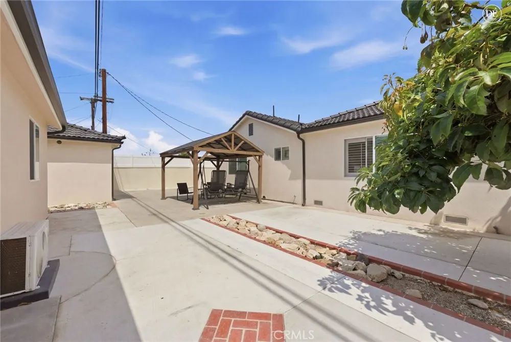 1130 W 186th Gardena, CA 90248