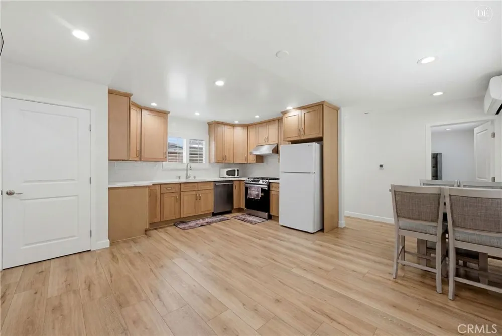 1130 W 186th Gardena, CA 90248
