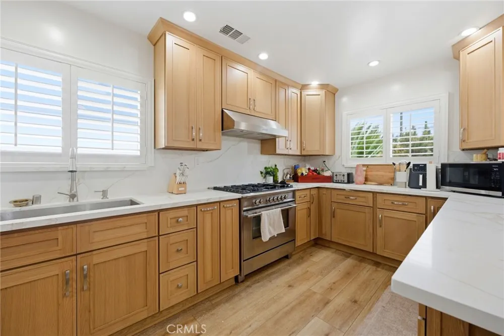 1130 W 186th Gardena, CA 90248