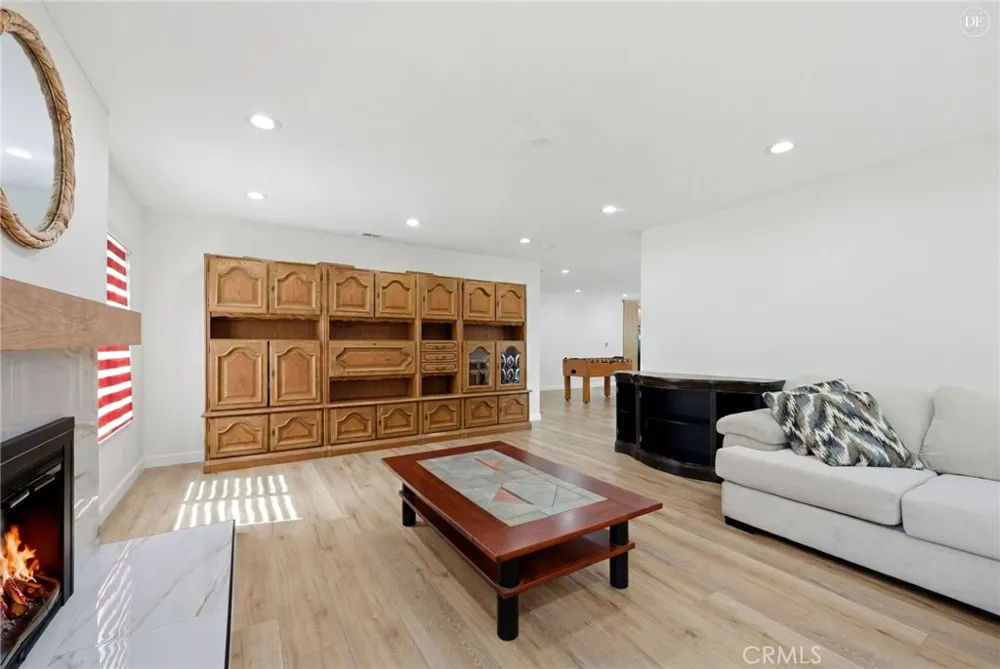 1130 W 186th Gardena, CA 90248