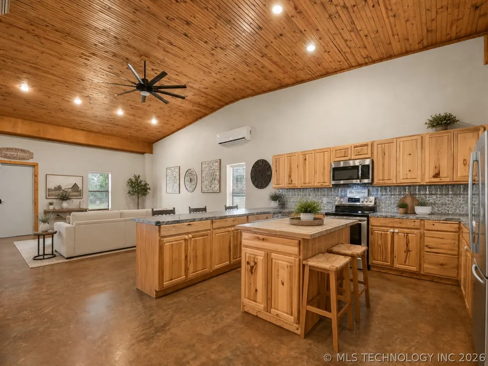 407750 E 1895 ROAD Antlers, OK 74523