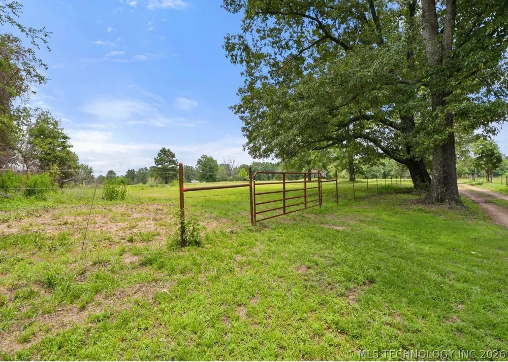 407750 E 1895 ROAD Antlers, OK 74523