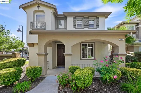 107 Olmsted Ct