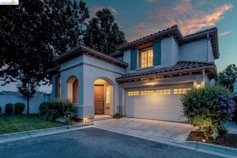 5947 Pala Mesa DR