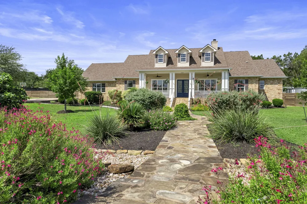 520 Goodnight Trail Dripping Springs, TX 78620