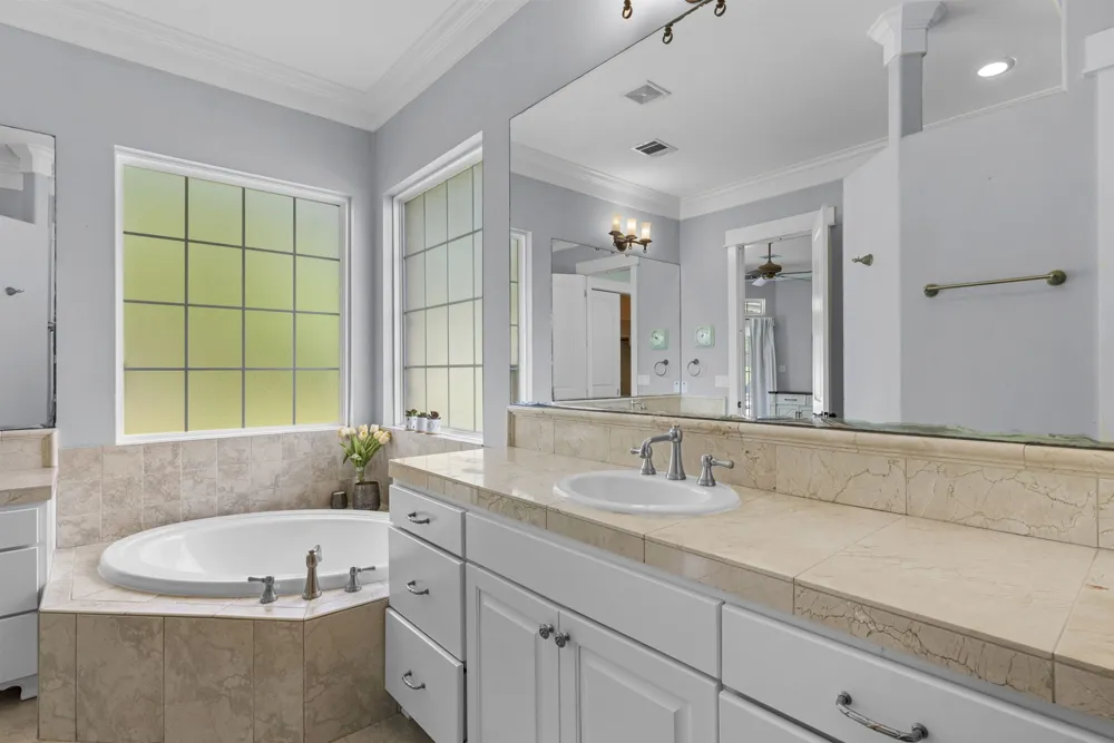520 Goodnight Trail Dripping Springs, TX 78620