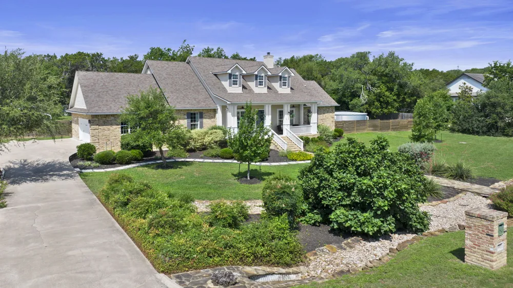 520 Goodnight Trail Dripping Springs, TX 78620
