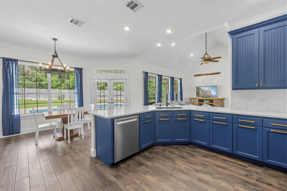 520 Goodnight Trail Dripping Springs, TX 78620