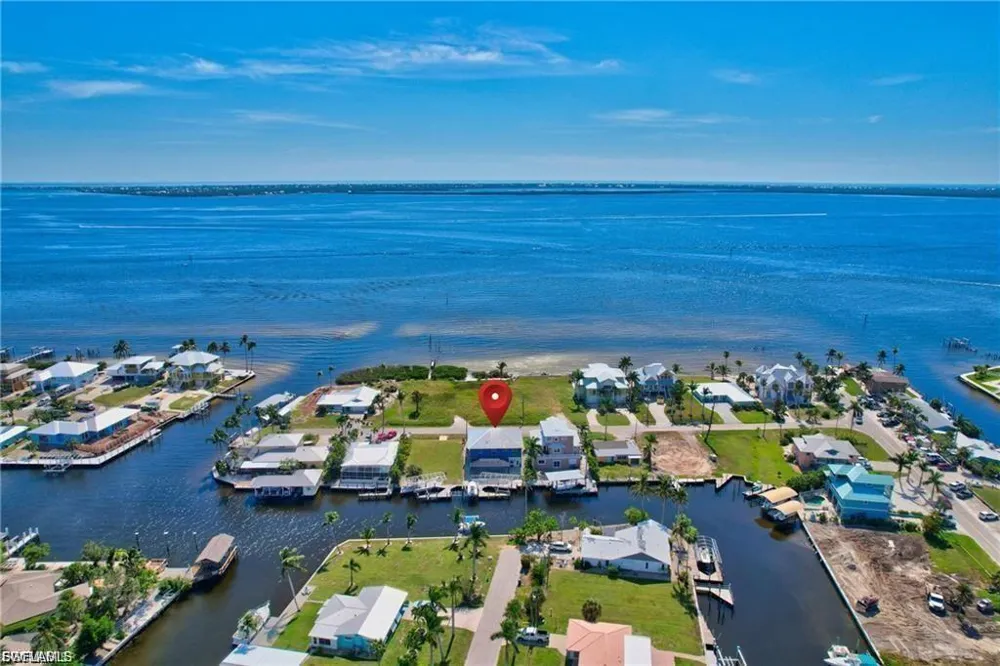 3420 1st Avenue St. James City, FL 33956