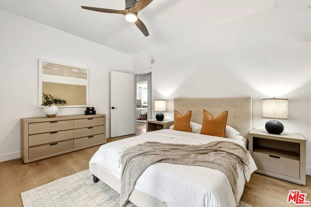 21625 Saddle Peak Road Topanga, CA 90290