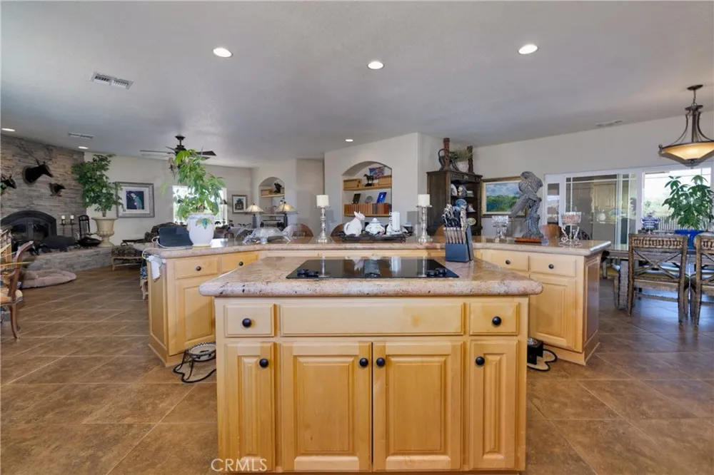 52775 Pipes Canyon Road Pioneertown, CA 92268