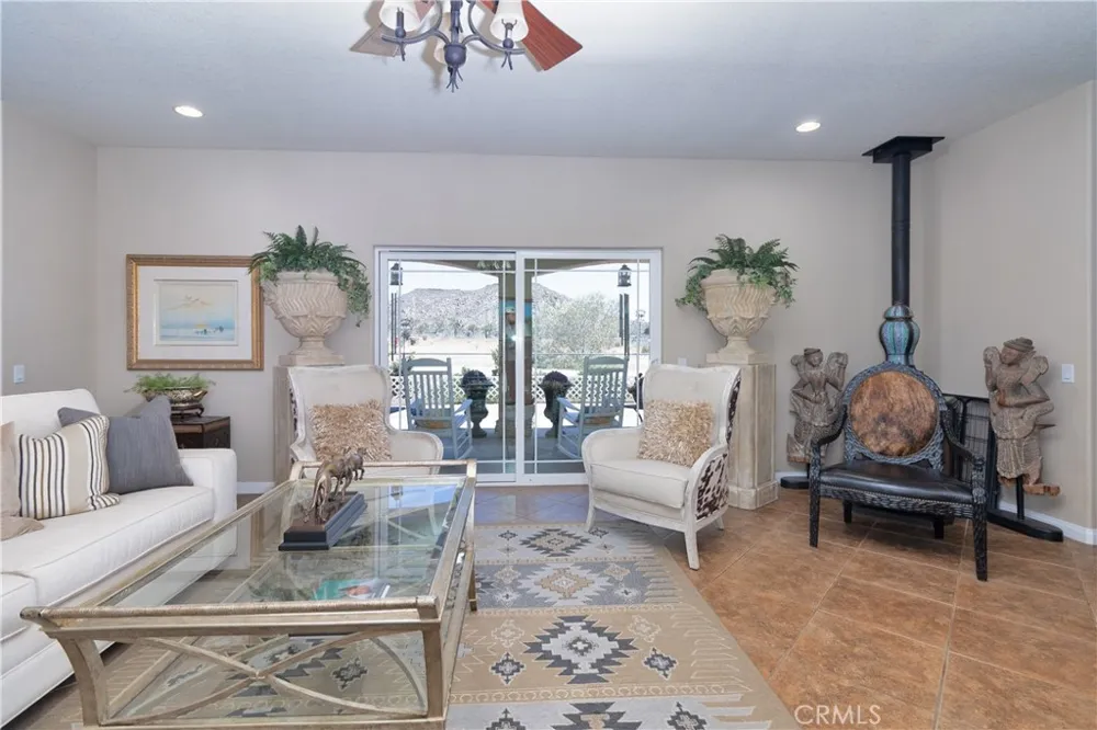 52775 Pipes Canyon Road Pioneertown, CA 92268