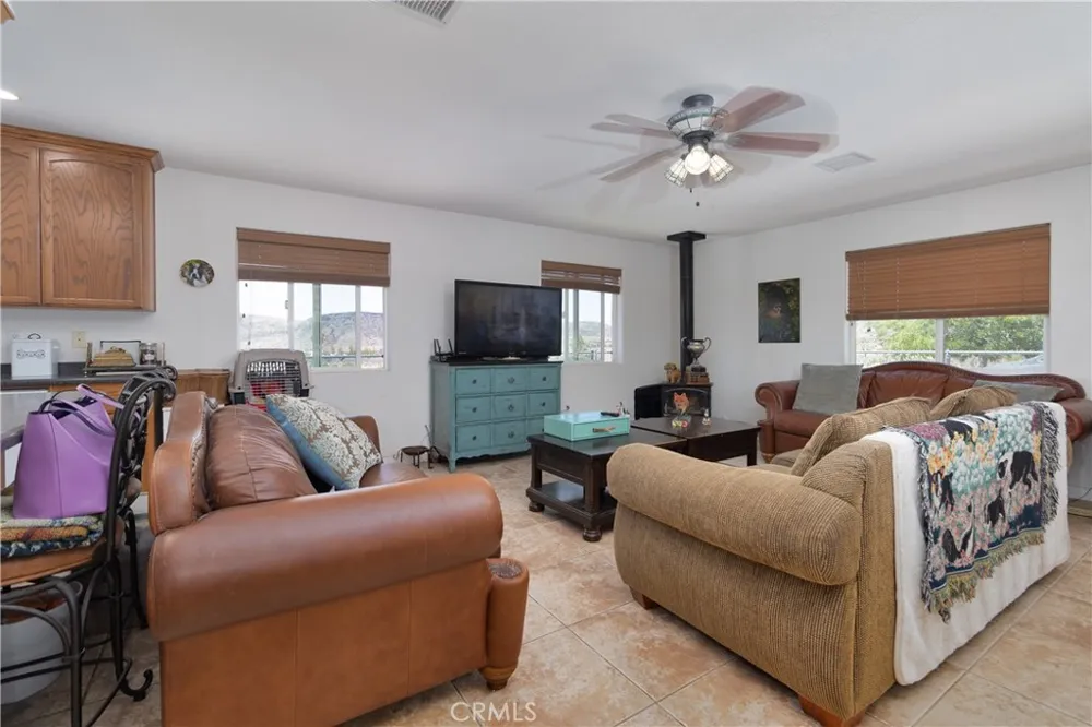 52775 Pipes Canyon Road Pioneertown, CA 92268