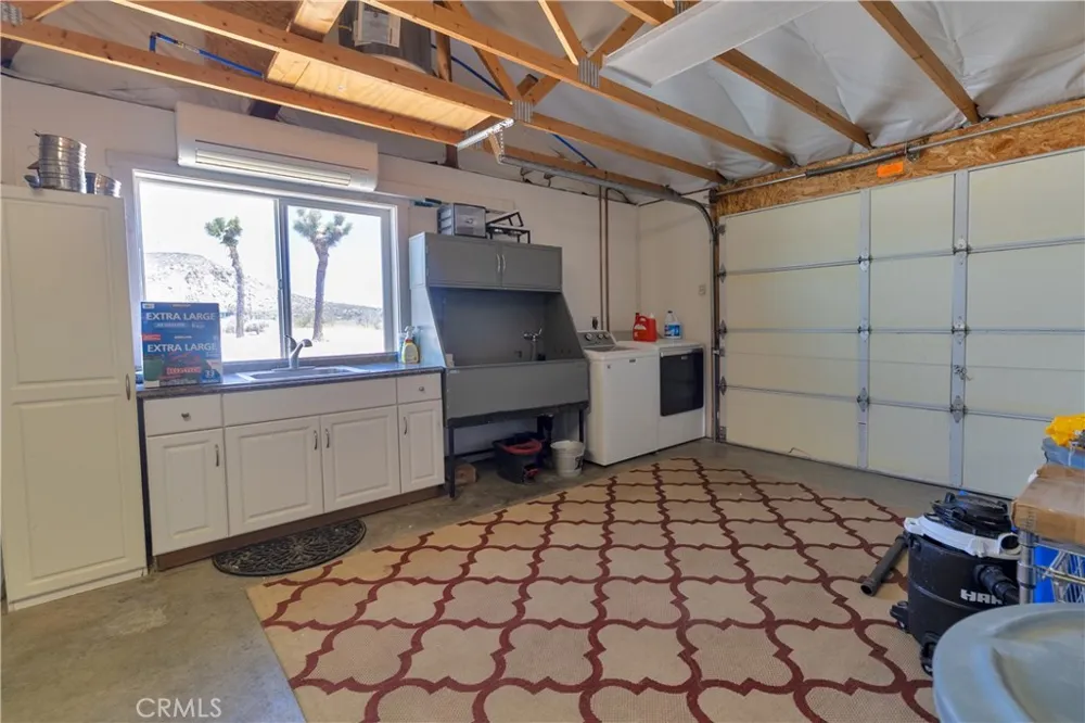 52775 Pipes Canyon Road Pioneertown, CA 92268