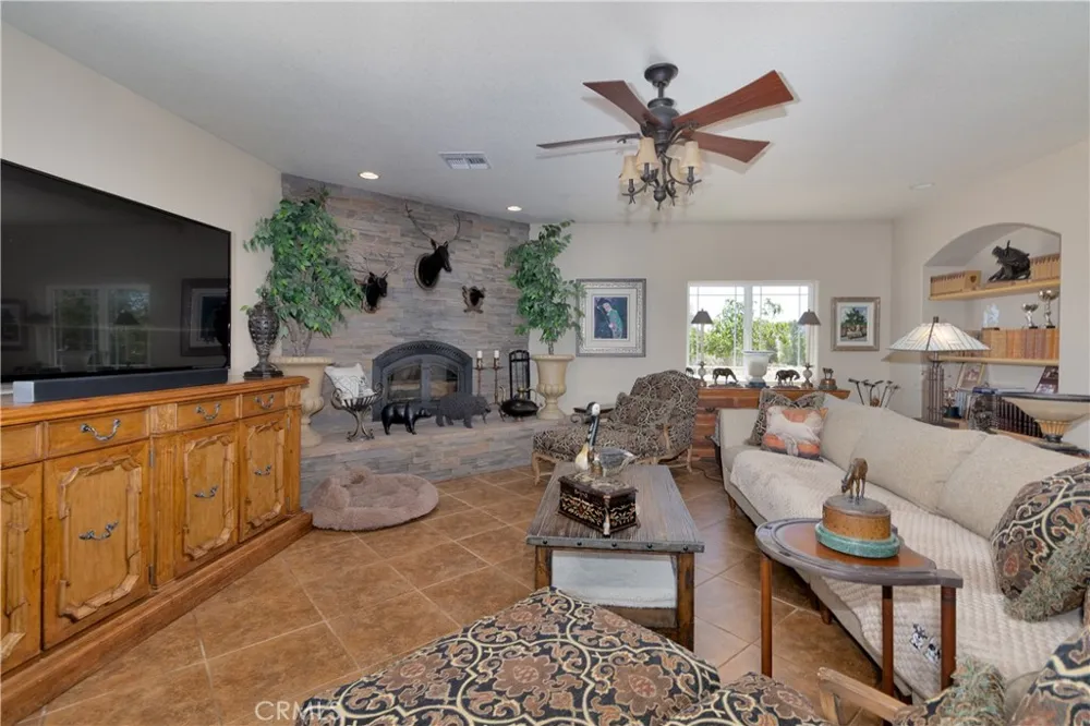 52775 Pipes Canyon Road Pioneertown, CA 92268