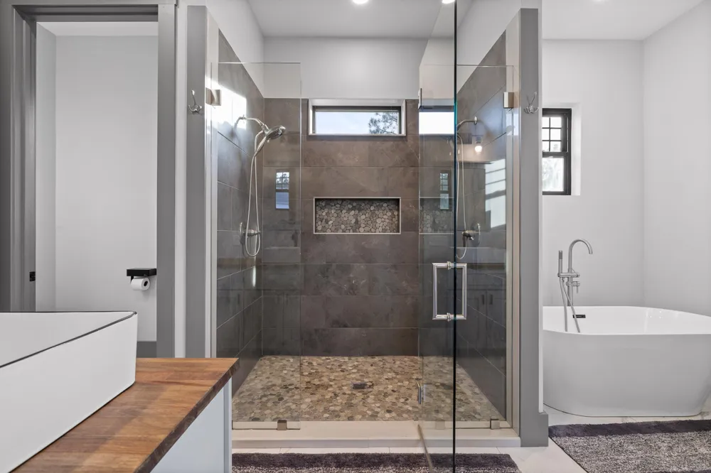 2323 River Bluffs Drive Jasper, TN 37347