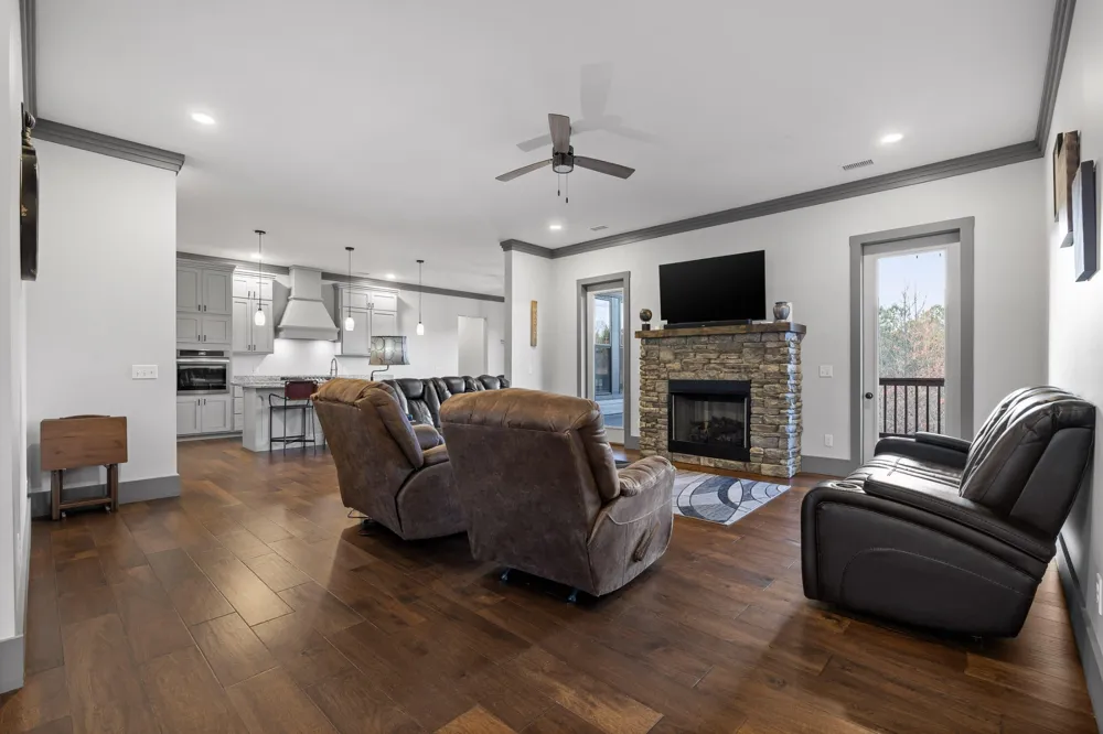 2323 River Bluffs Drive Jasper, TN 37347