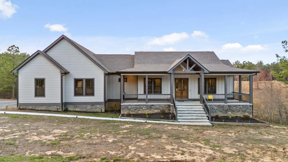 2323 River Bluffs Drive Jasper, TN 37347