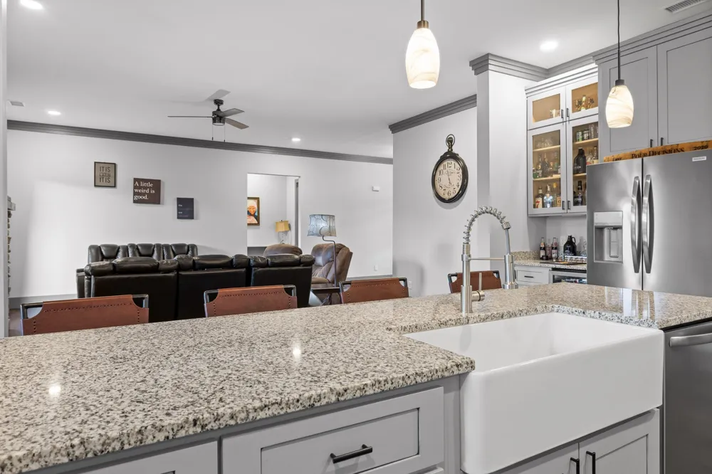 2323 River Bluffs Drive Jasper, TN 37347