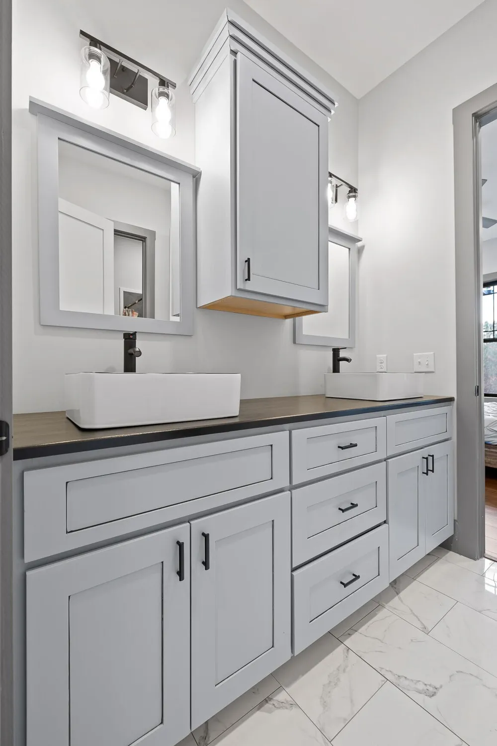 2323 River Bluffs Drive Jasper, TN 37347