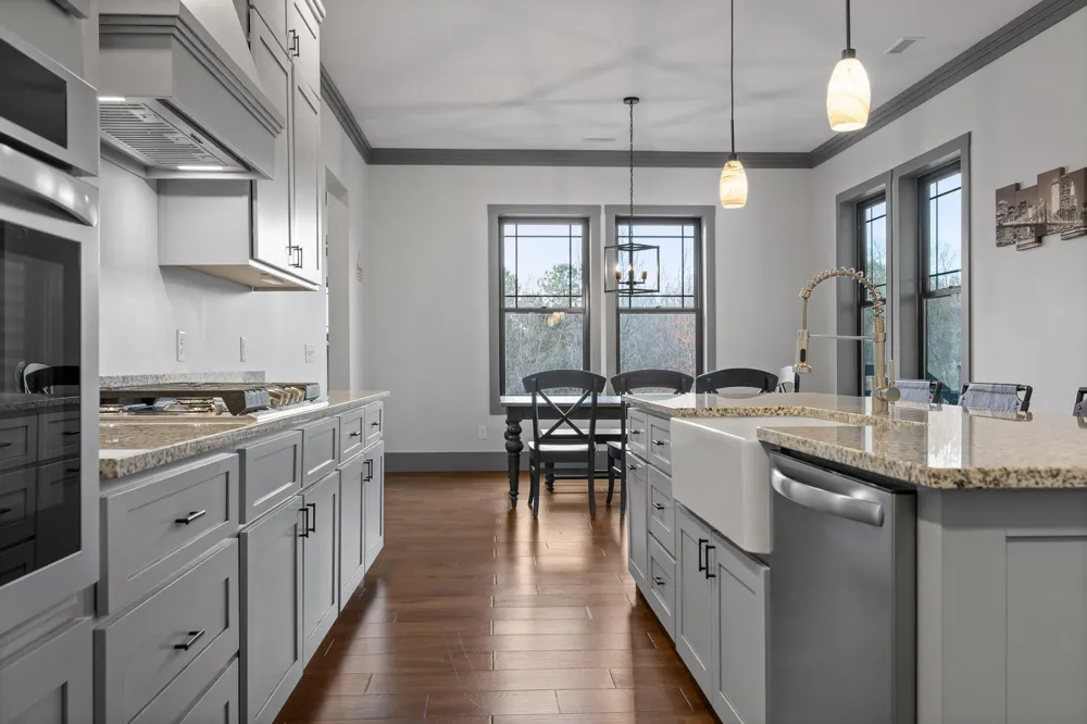 2323 River Bluffs Drive Jasper, TN 37347