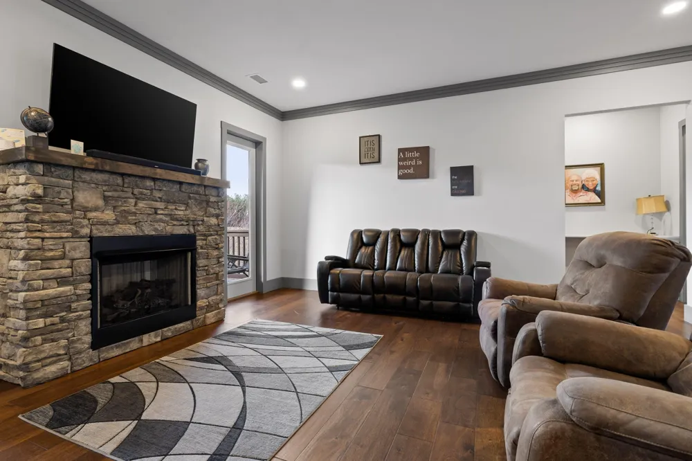 2323 River Bluffs Drive Jasper, TN 37347