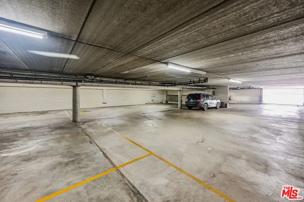 1043 12th Street #9 Santa Monica, CA 90403