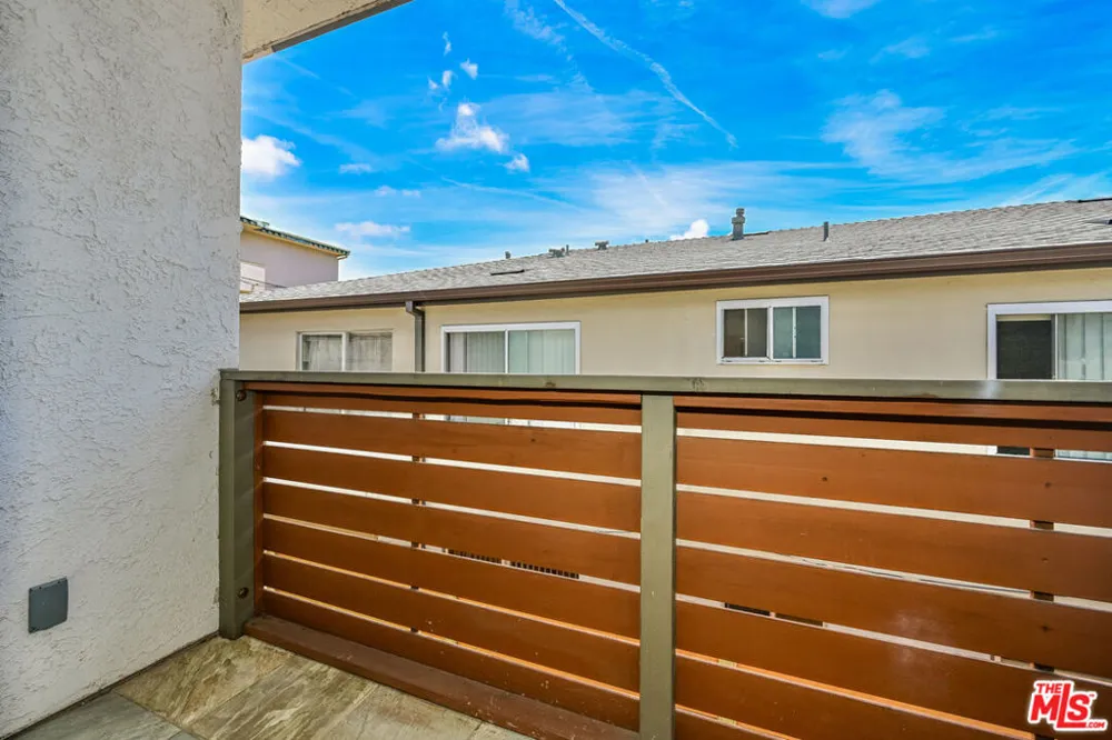 1043 12th Street #9 Santa Monica, CA 90403
