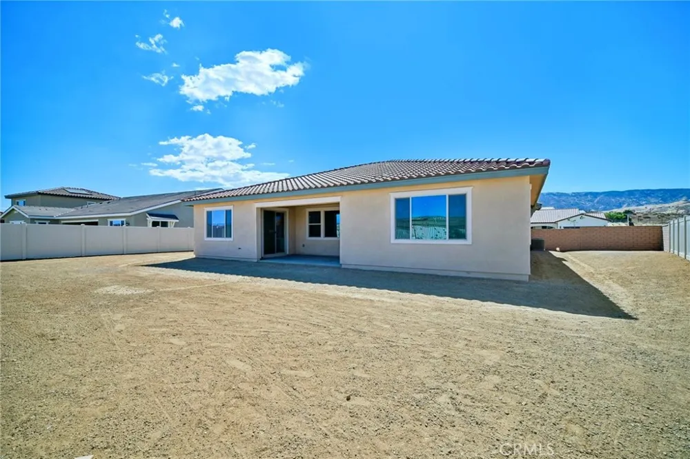 4065 Saddle Drive Palmdale, CA 93551