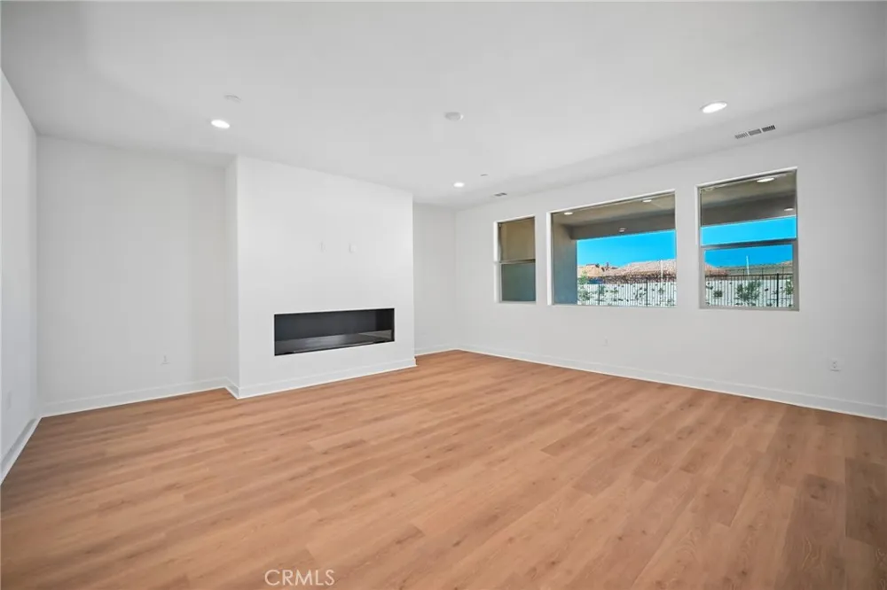 4065 Saddle Drive Palmdale, CA 93551