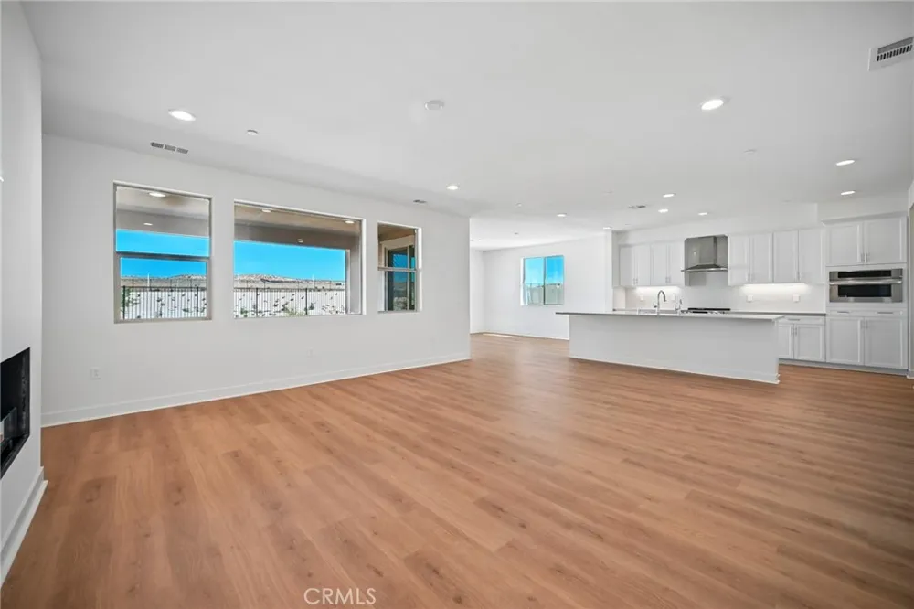 4065 Saddle Drive Palmdale, CA 93551