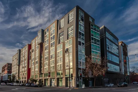 311 Oak Street #PH4