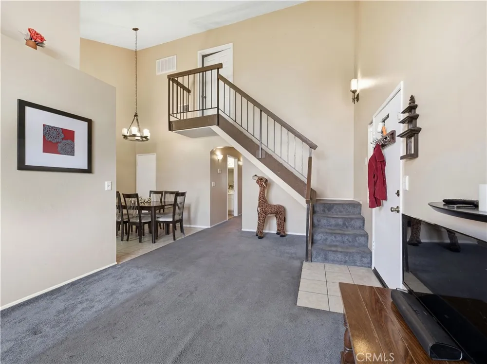 18168 W Sundowner Way #1016 Canyon Country, CA 91387