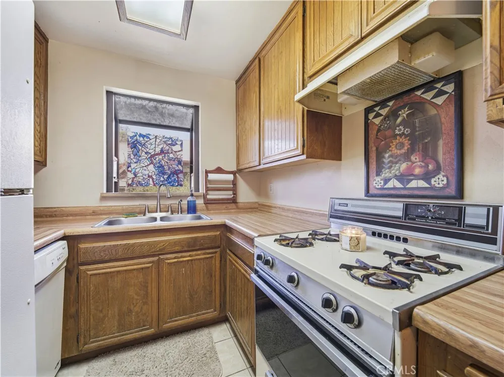 18168 W Sundowner Way #1016 Canyon Country, CA 91387
