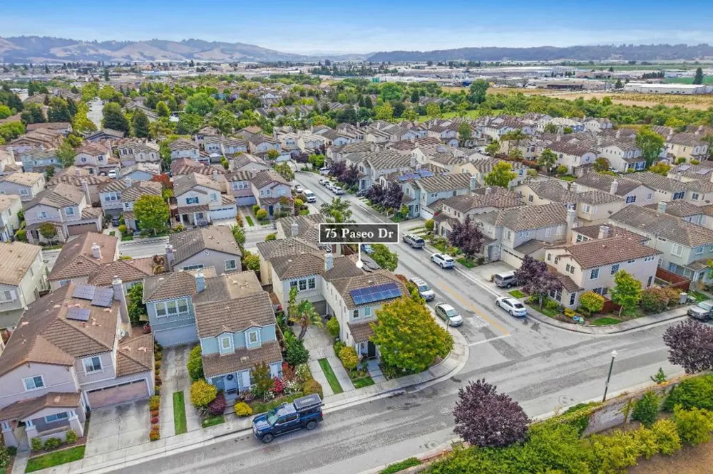 75 Paseo Drive Watsonville, CA 95076
