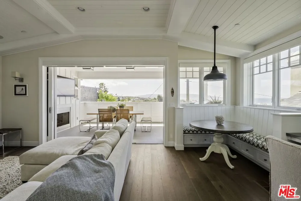636 12th Street Manhattan Beach, CA 90266