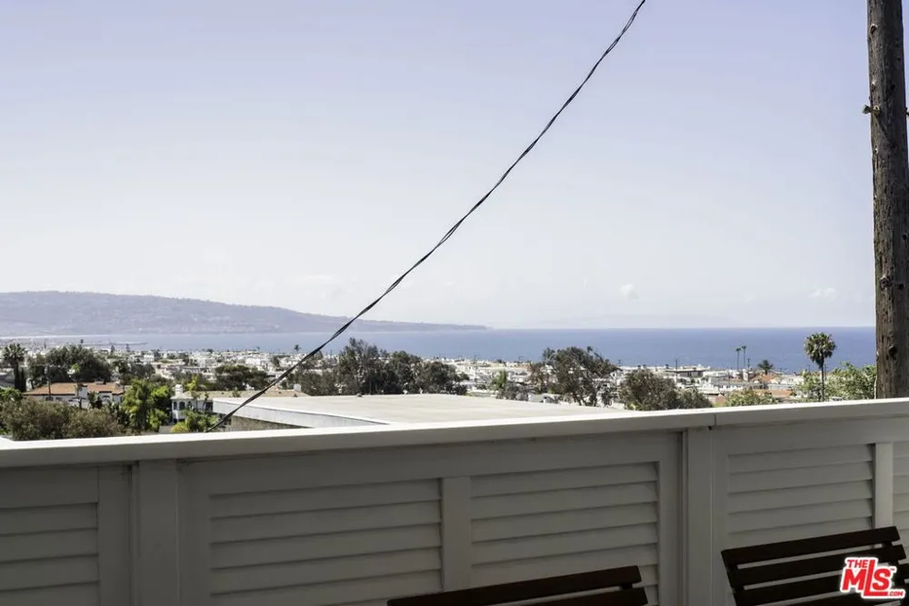 636 12th Street Manhattan Beach, CA 90266