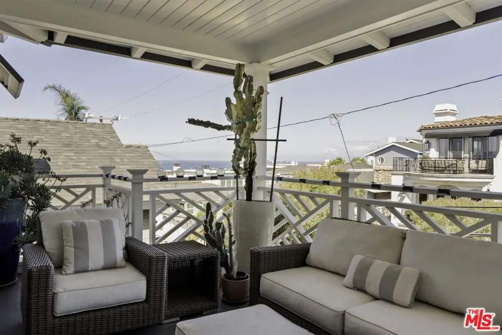 636 12th Street Manhattan Beach, CA 90266