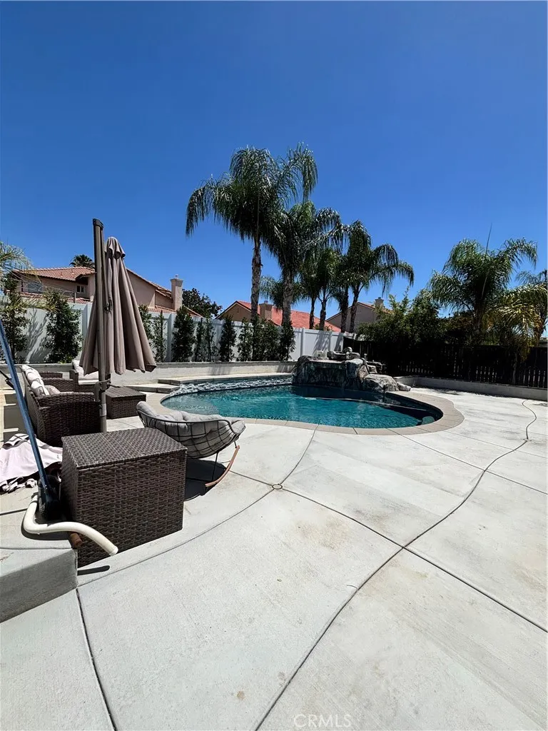 28212 Cranberry Menifee, CA 92585