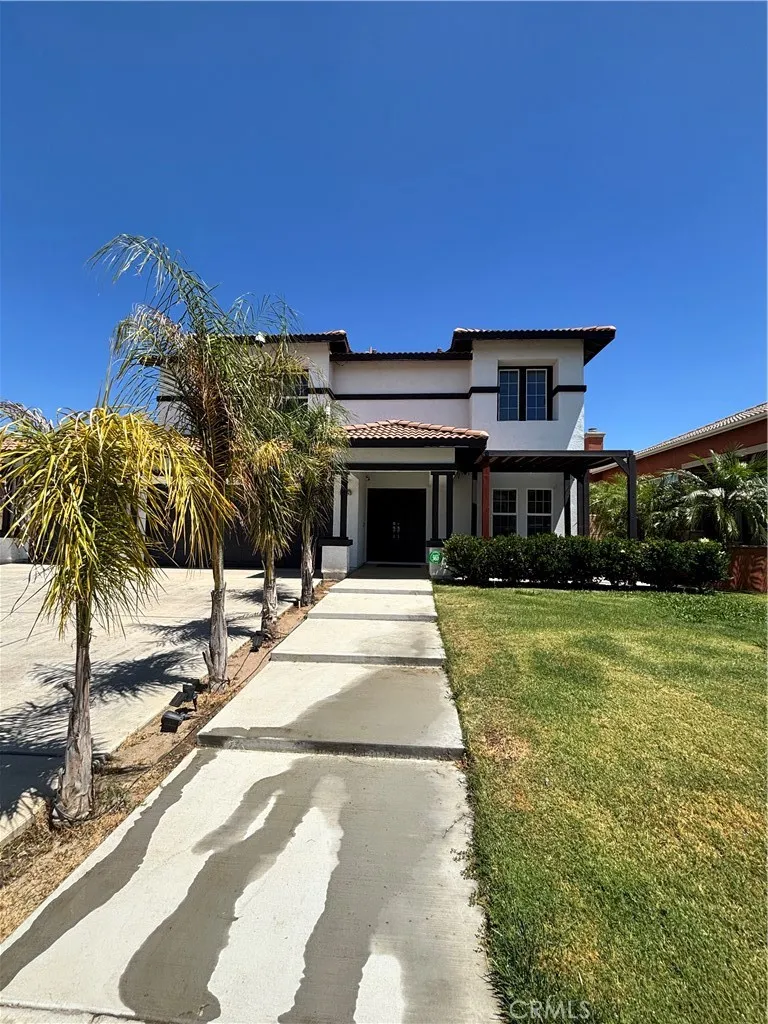 28212 Cranberry Menifee, CA 92585