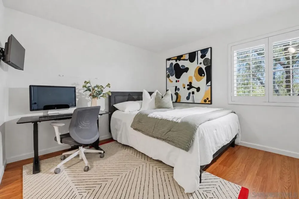 12805 Carriage Rd Poway, CA 92064