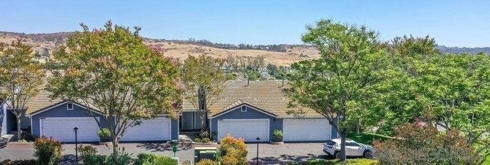 12805 Carriage Rd Poway, CA 92064