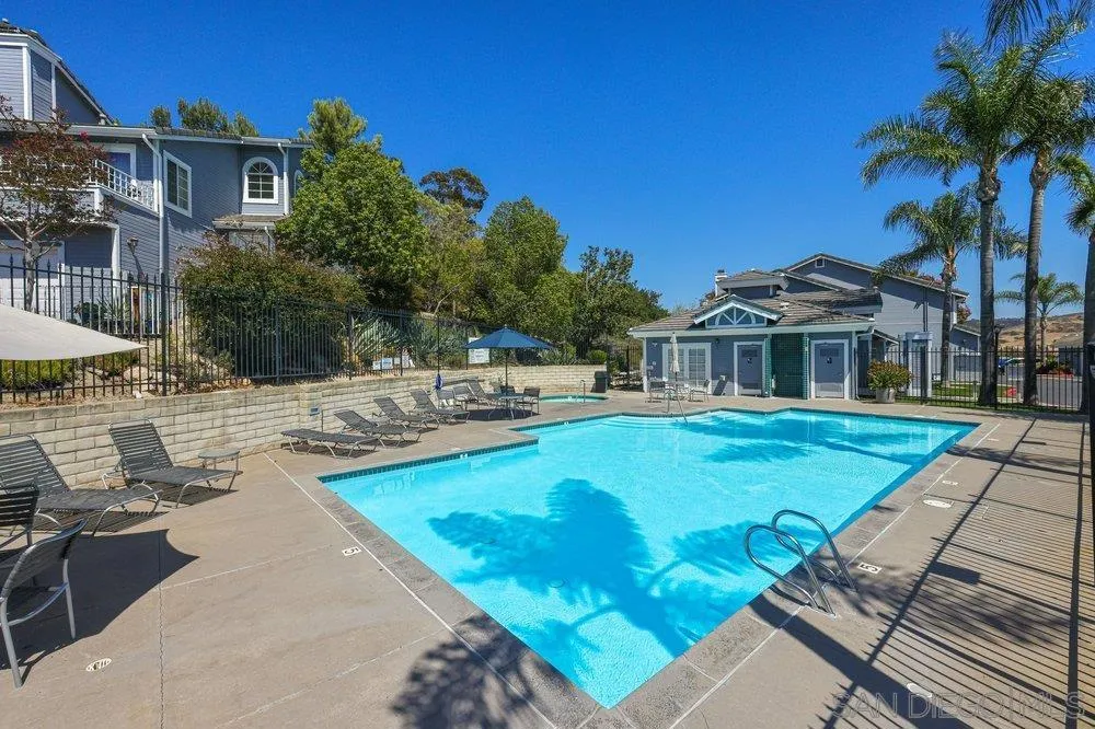12805 Carriage Rd Poway, CA 92064
