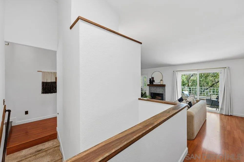 12805 Carriage Rd Poway, CA 92064