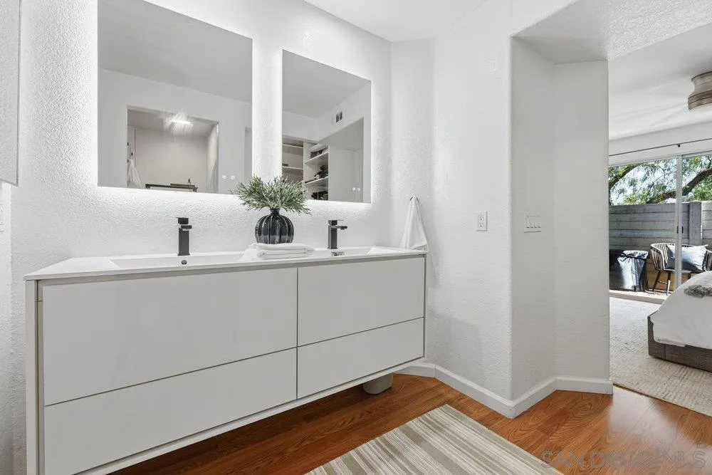 12805 Carriage Rd Poway, CA 92064