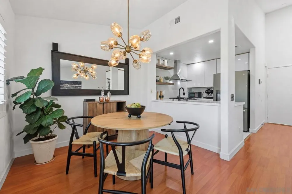 12805 Carriage Rd Poway, CA 92064