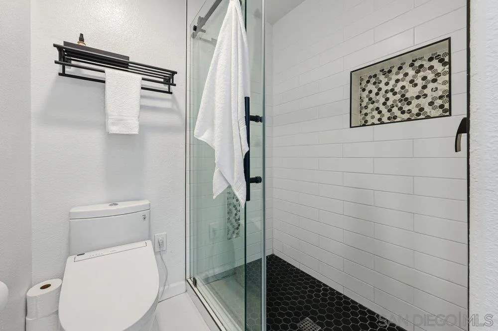 12805 Carriage Rd Poway, CA 92064