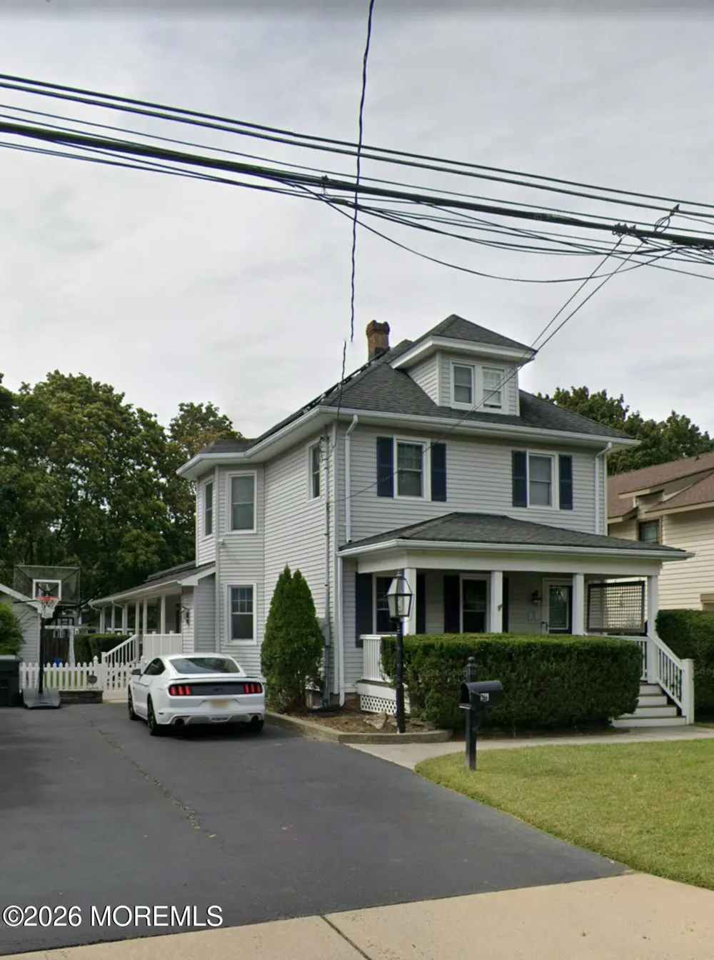 218 Lewis Street